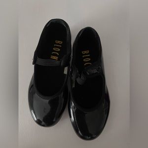 Tap shoes. Little girls